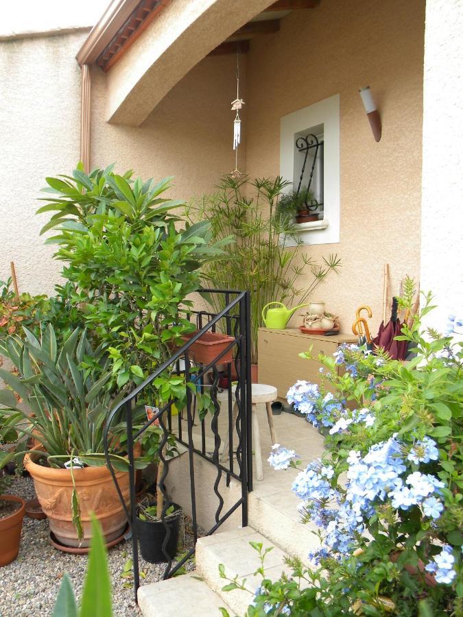 Chez Patrick Roujan Bed & Breakfast エクステリア 写真