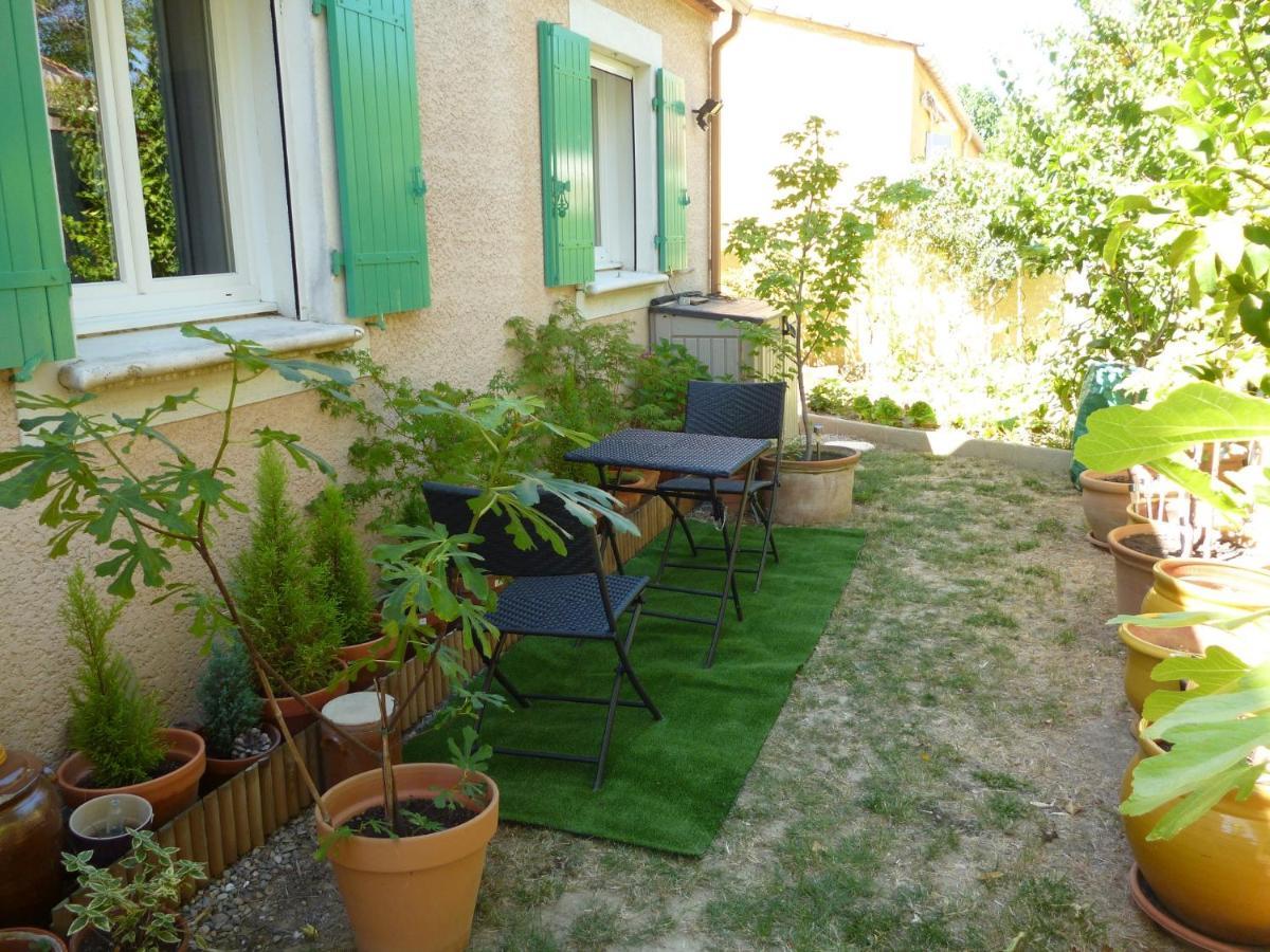Chez Patrick Roujan Bed & Breakfast エクステリア 写真